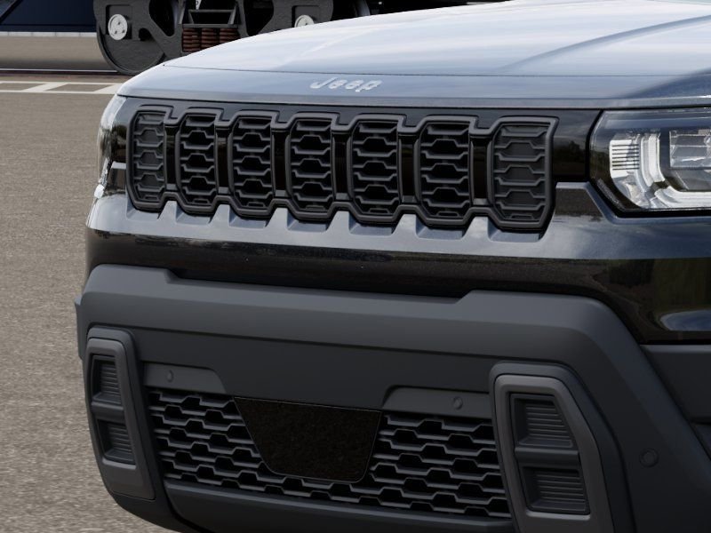 New 2026 Diamond Black Crystal Pearl-Coat Exterior Paint Jeep Limited image 11