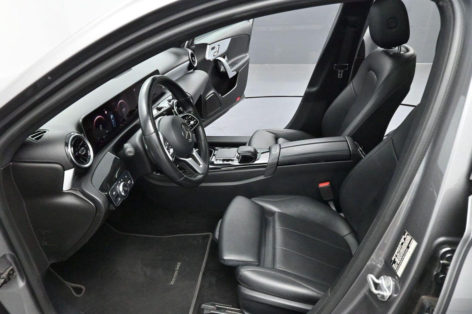 Used 2019 Mountain Grey Metallic Mercedes-Benz A 220 image 14