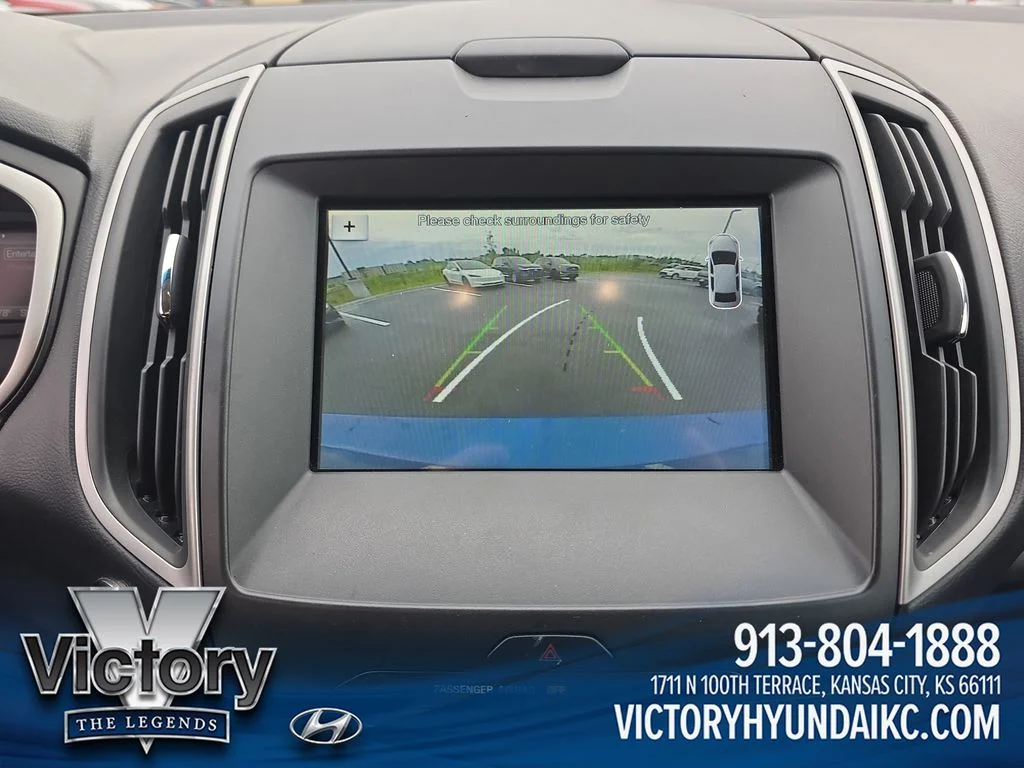 Used 2018 Blue Ford SEL image 20
