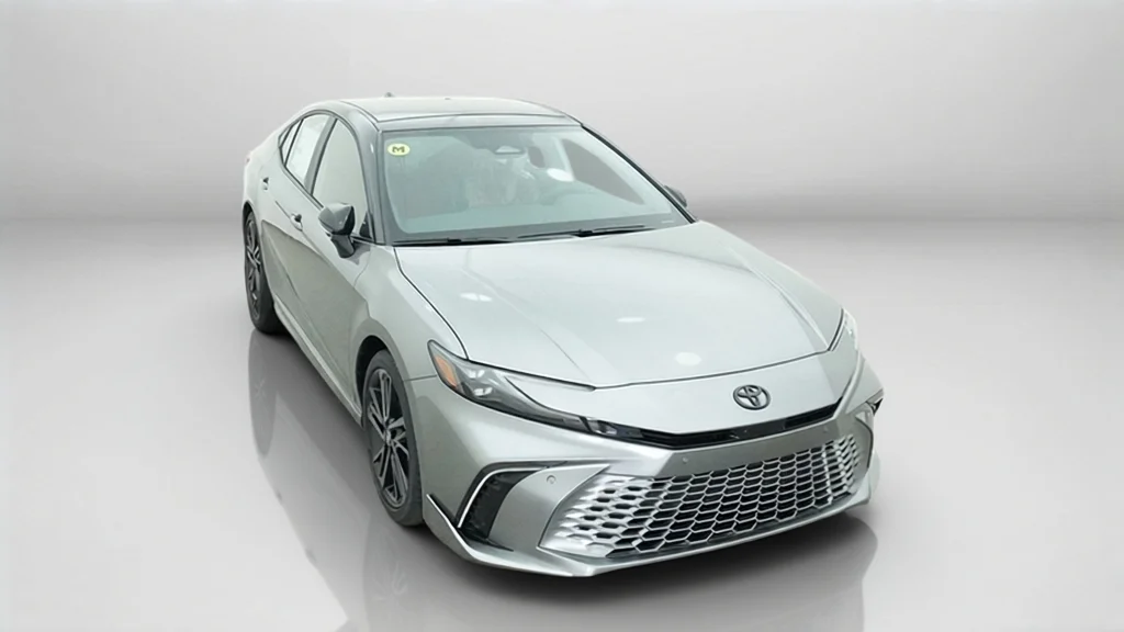 New 2026 Heavy Metal with Midnight Black Metallic roof Toyota XSE image 4