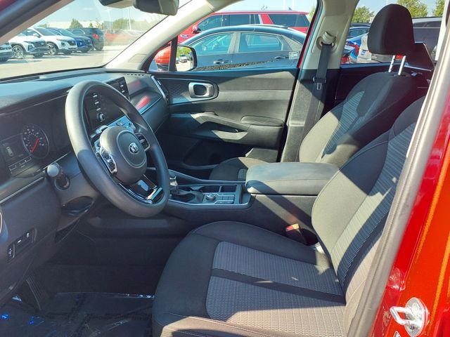 2021 Kia Sorento LX - Photo 8