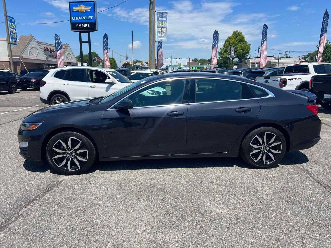 Used 2022 Dark Ash Metallic Chevrolet FWD RS image 8