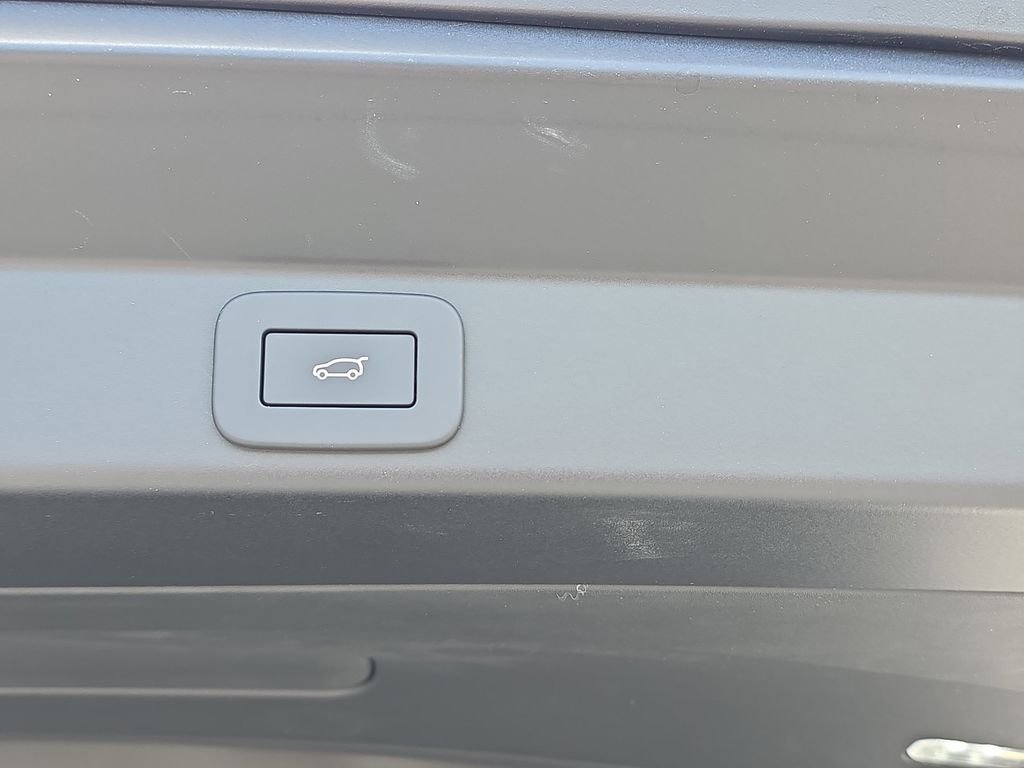 New 2026 Beige Land Rover Dynamic SE image 13