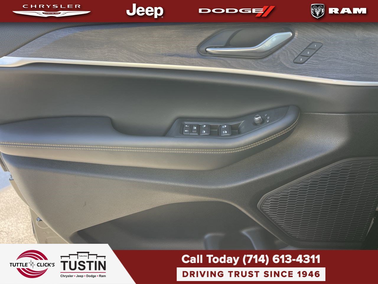 New 2026 Diamond Black Crystal Pearl-Coat Exterior Paint Jeep 85th Anniversary Edition image 20