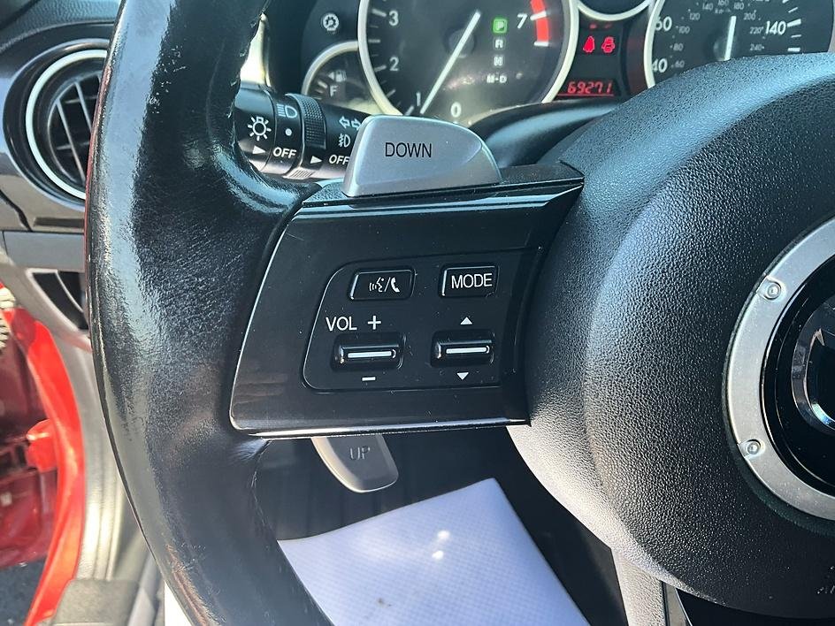 Used 2013 Red Mazda Grand Touring image 28