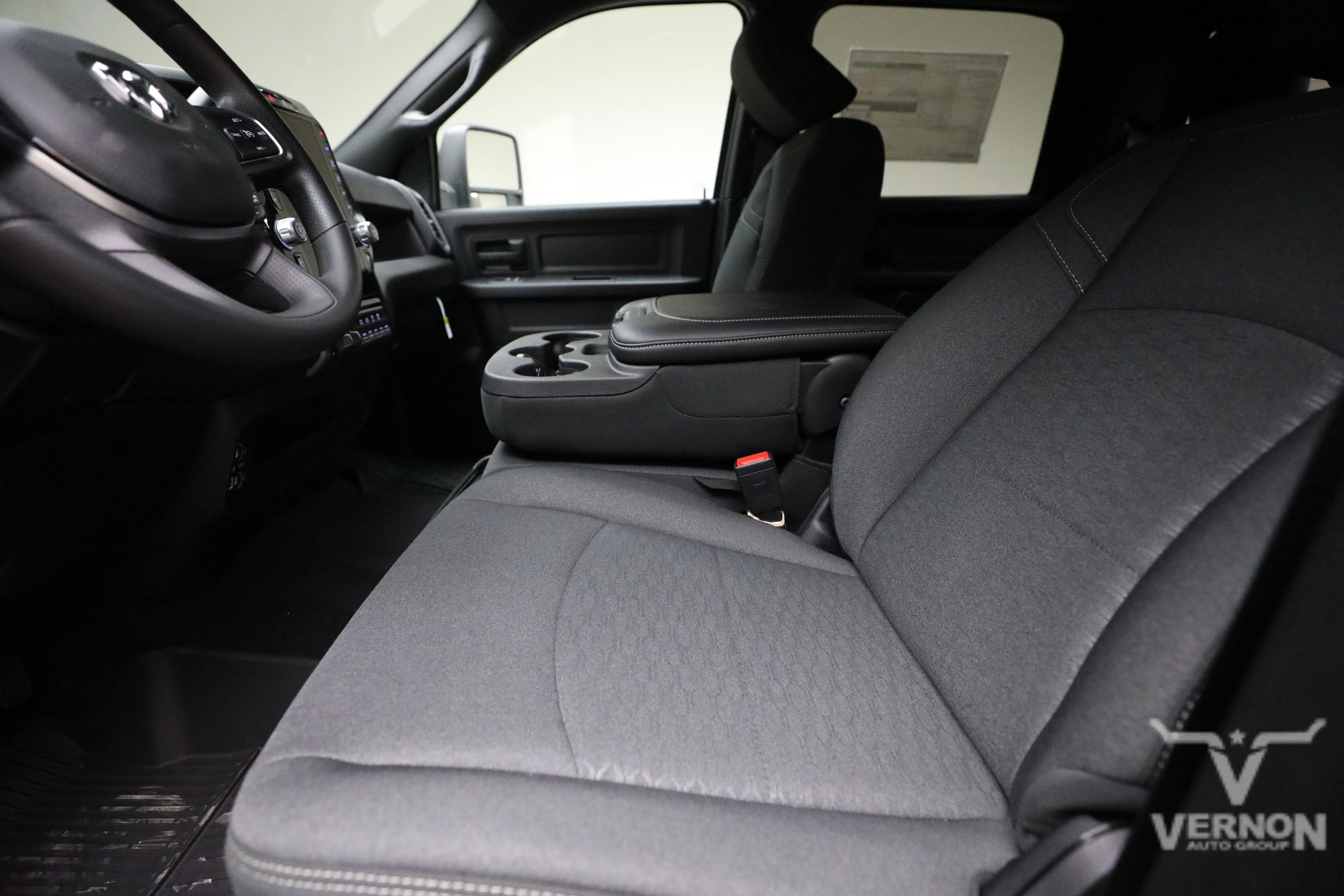 New 2026 Ram 2500 Black Express Crew Cab 4x4