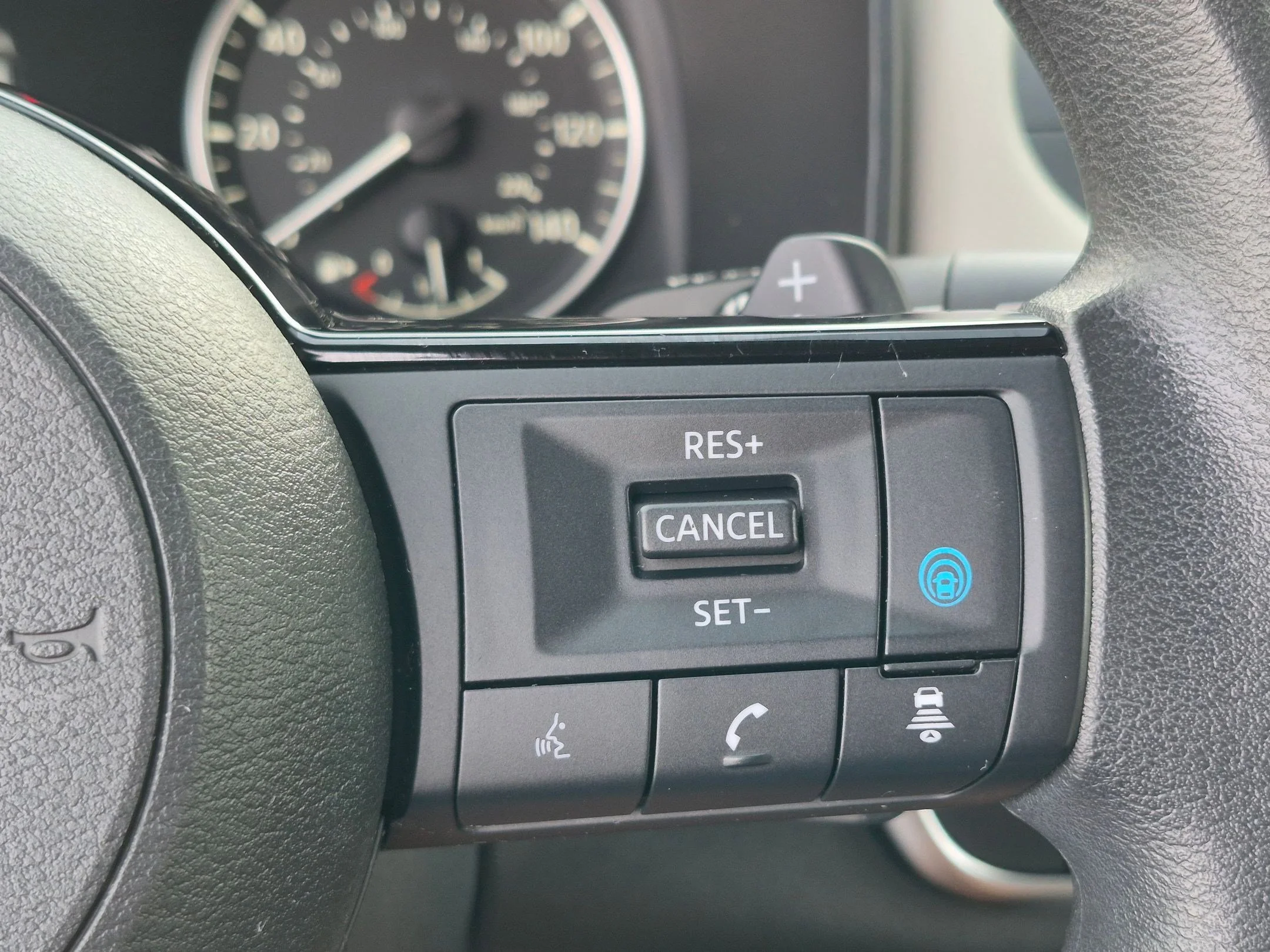 Used 2023 Scarlet Ember Tintcoat Nissan SV image 15