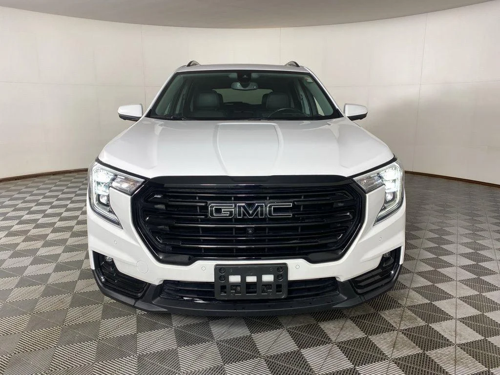 Used 2022 Summit White GMC SLT image 5