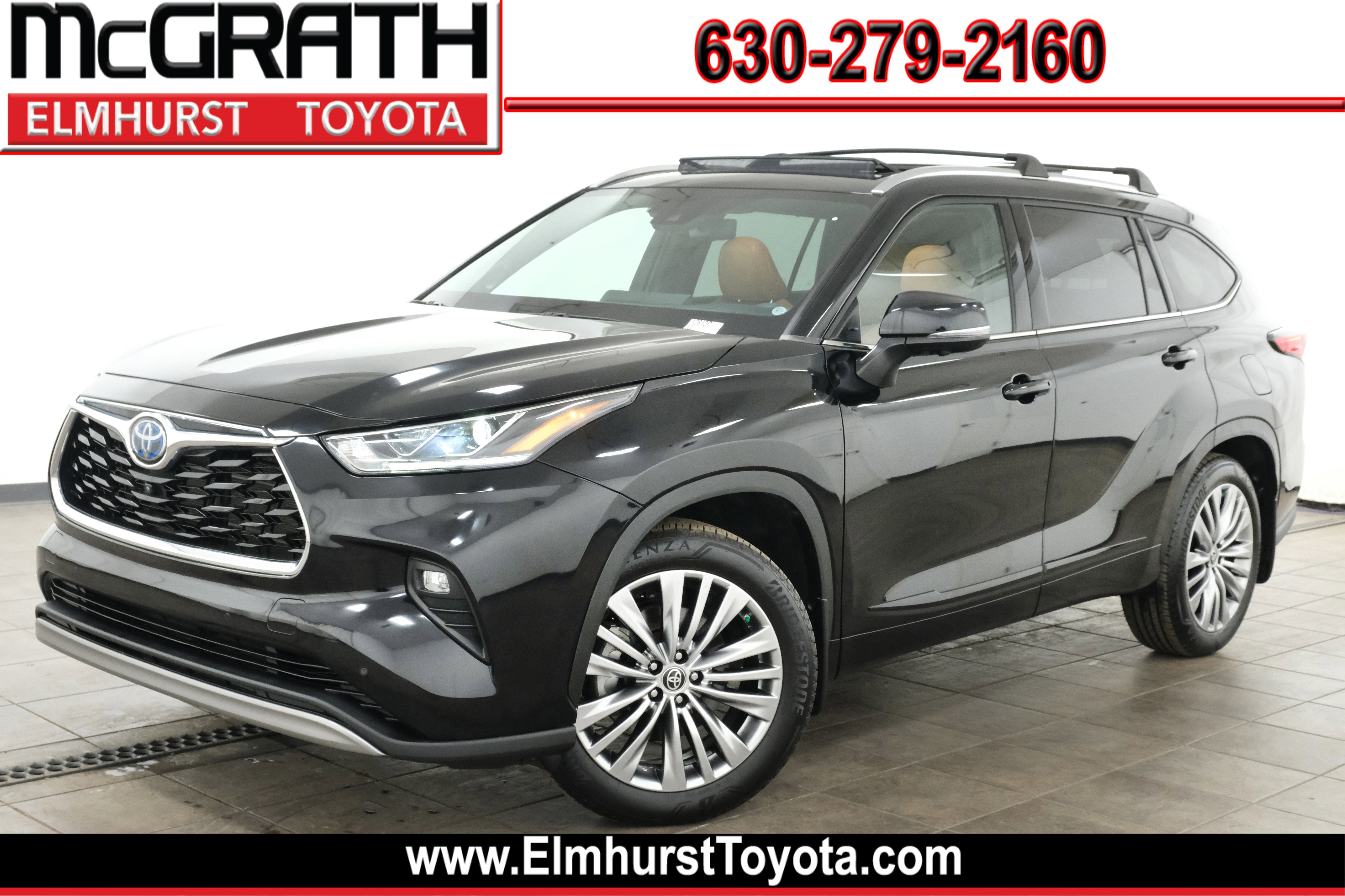 Midnight Black Metallic 2023 Toyota Highlander Hybrid Platinum FWD SUV / Crossover Front-Wheel Drive Continuously Variable Transmission