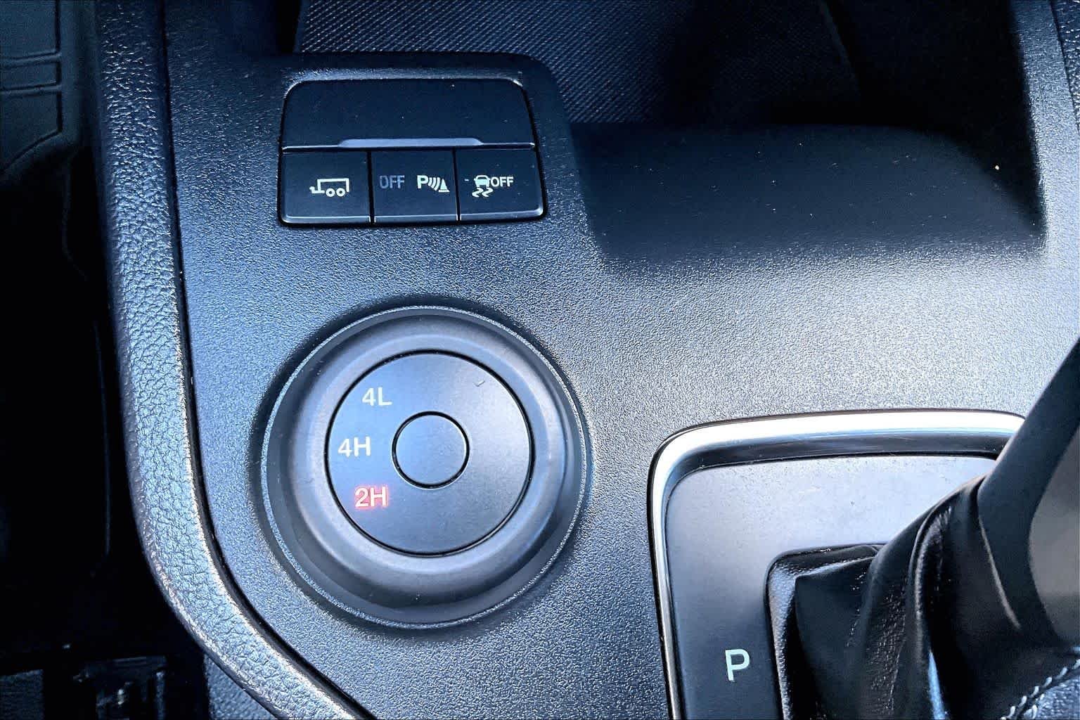 Used 2023 Shadow Black Ford LARIAT image 34