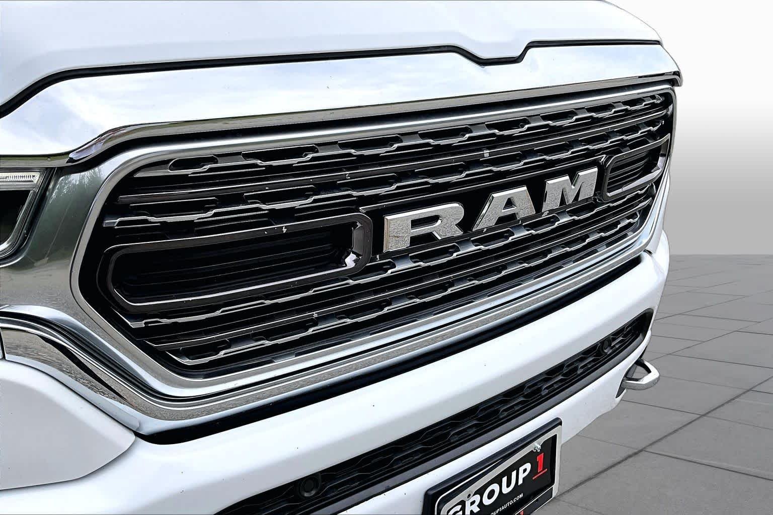Used 2020 Bright White Clearcoat Ram Limited image 32
