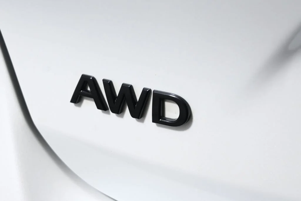 Certified Used 2023 White INFINITI SPORT image 41