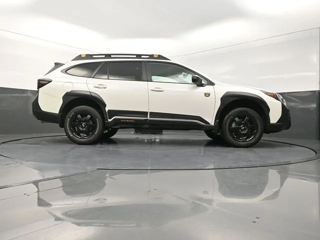 Used 2022 White Subaru Wilderness image 38