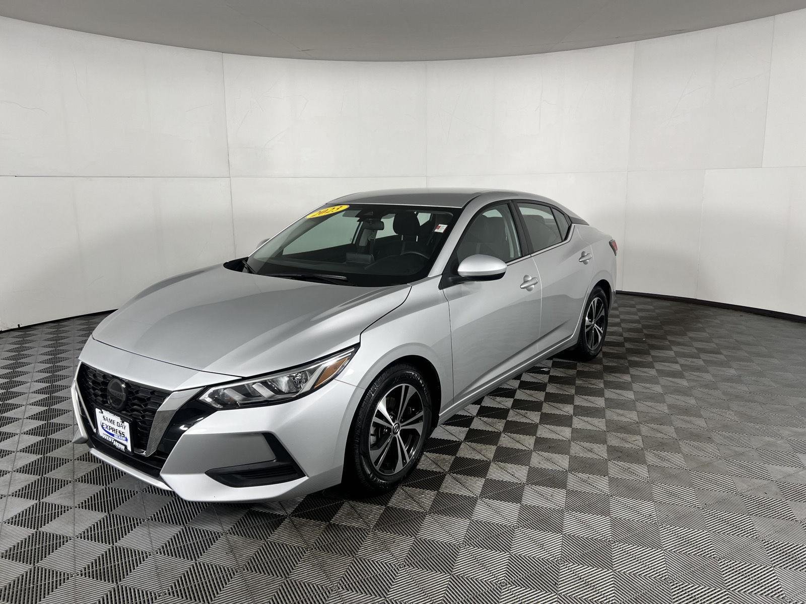 Used 2023 Gun Metallic Nissan SV image 4