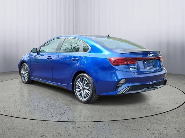 Certified Used 2024 Deep Sea Blue Kia GT-Line image 4