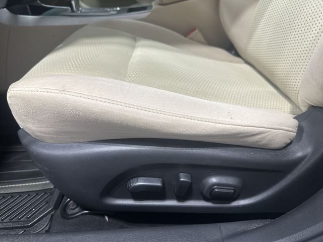 Used 2015 Brown Nissan 2.5 SV image 18