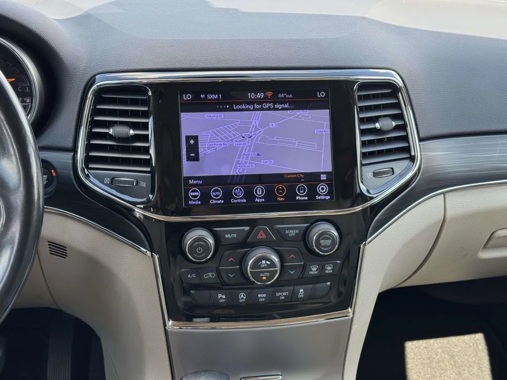 Used 2021 Brown Jeep Limited image 19