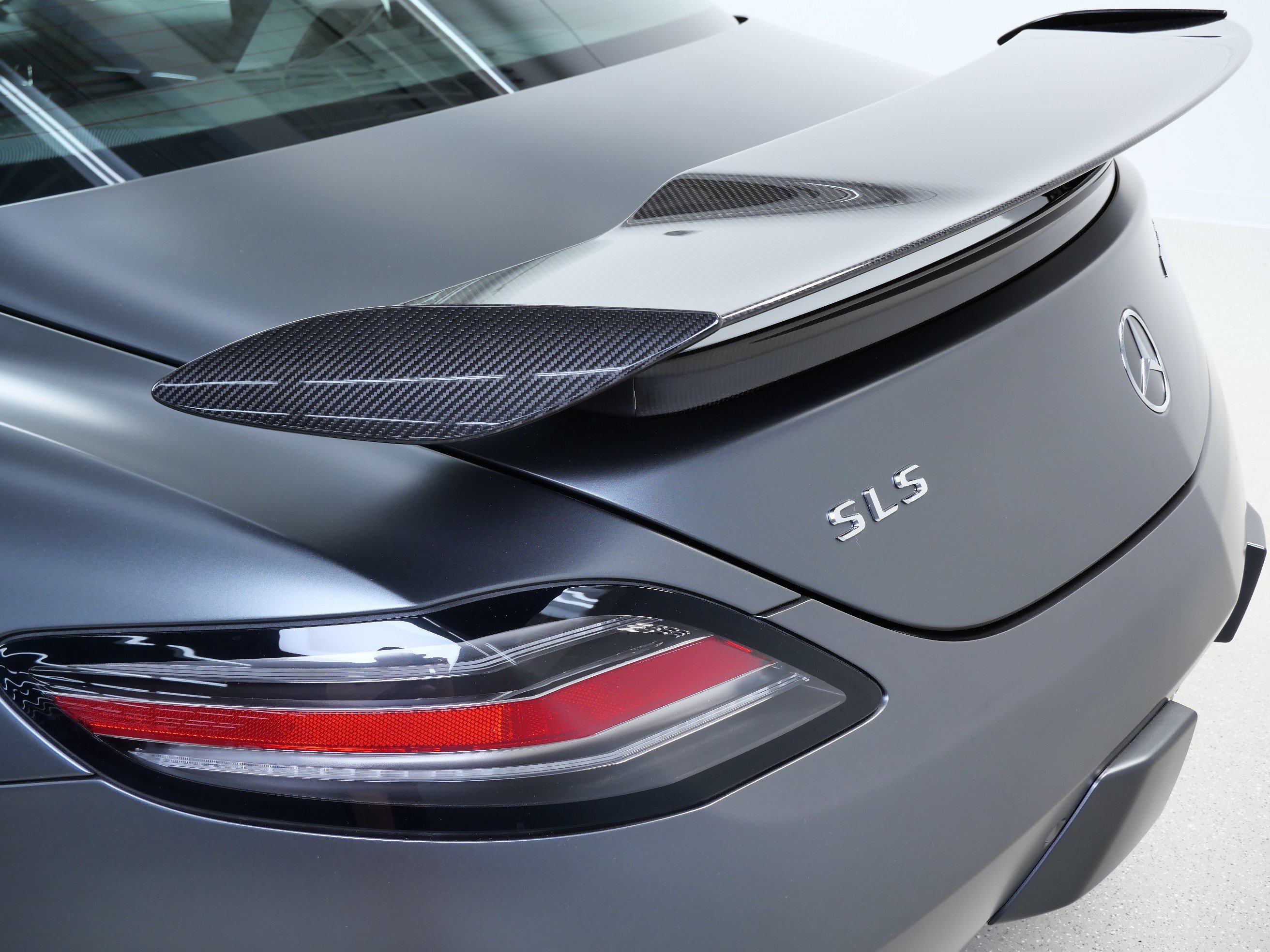 Used 2015 Gray Mercedes-Benz SLS AMG® GT Final Edition image 15