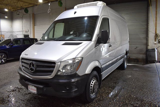 2017 Mercedes-Benz Sprinter 3500 Cargo 144 WB