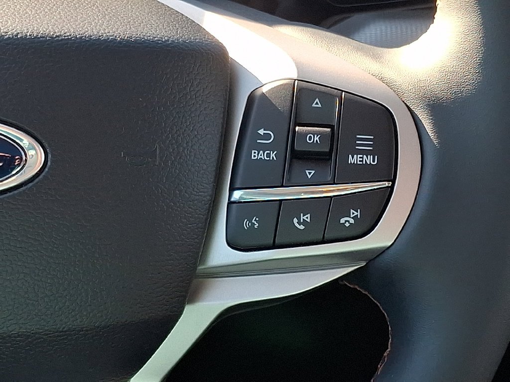 Used 2025 Gray Ford Active image 23