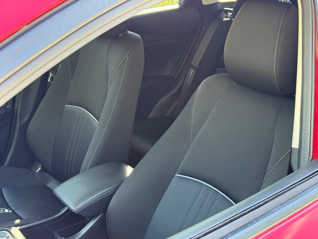 Used 2019 Red Mazda Sport image 17