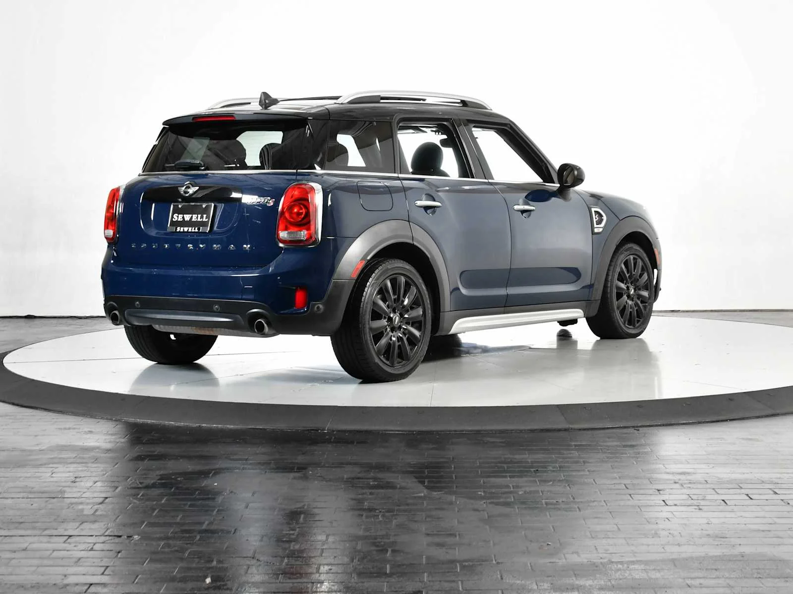 Used 2018 Island Blue Metallic MINI Cooper S image 6