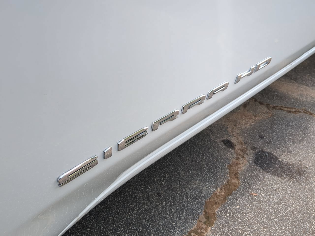 New 2026 Summit White GMC Pro DRW image 30
