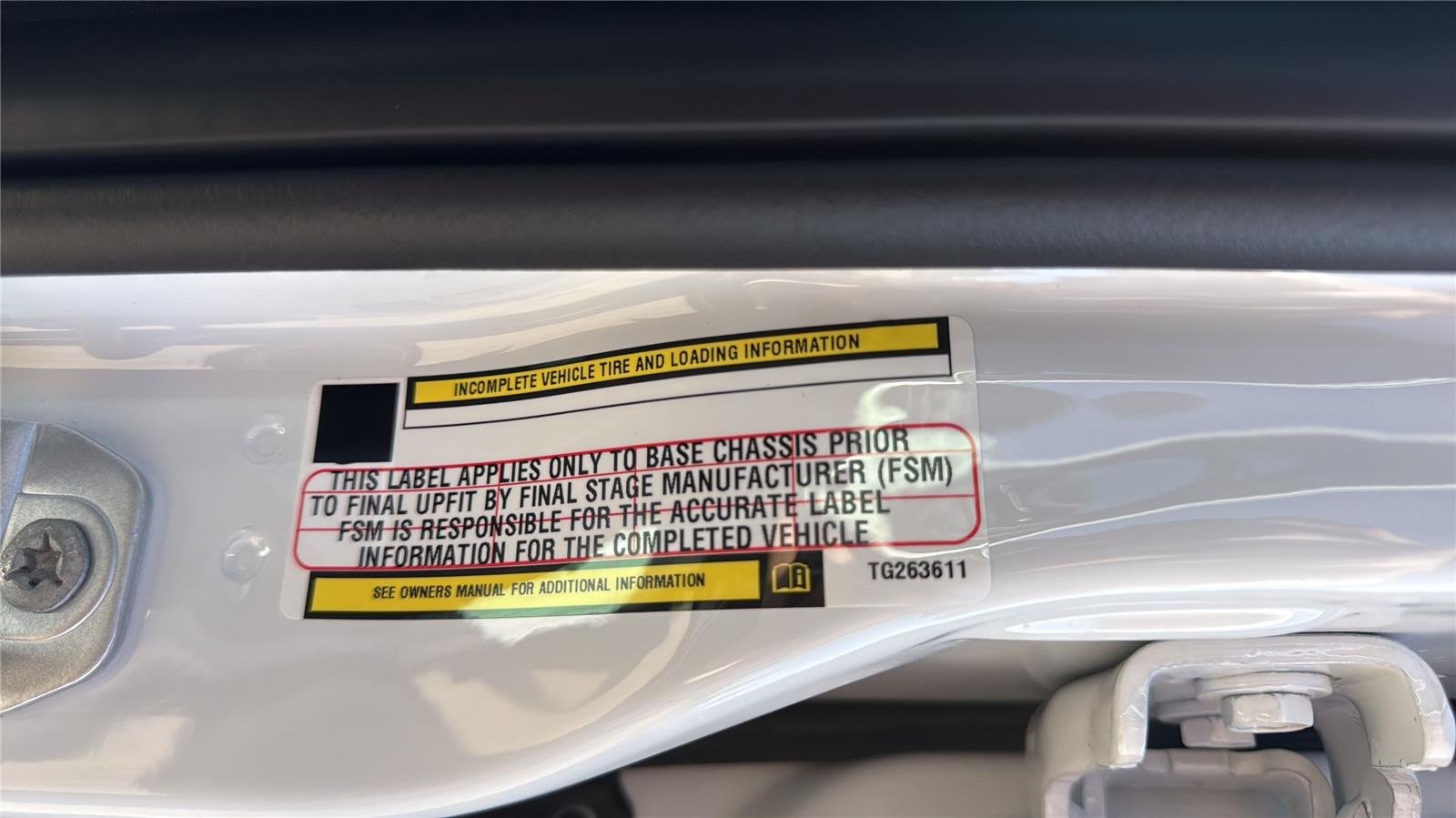 New 2026 Bright White Clearcoat RAM Tradesman image 13