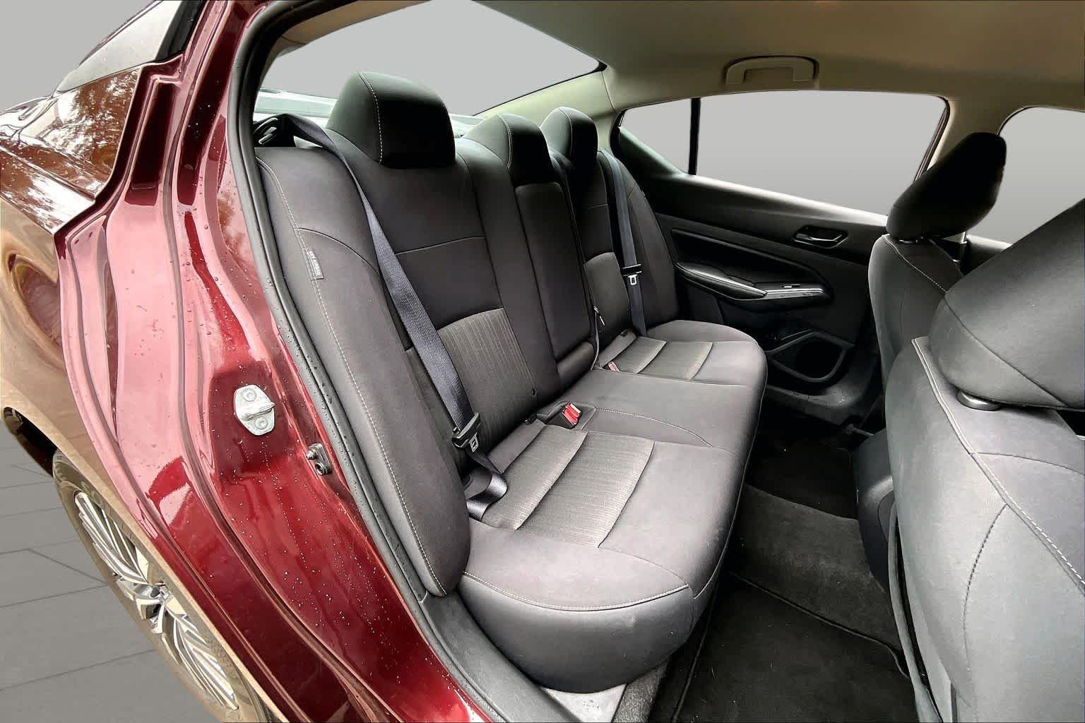 Used 2025 Garnet Pearl Metallic Nissan SV image 20