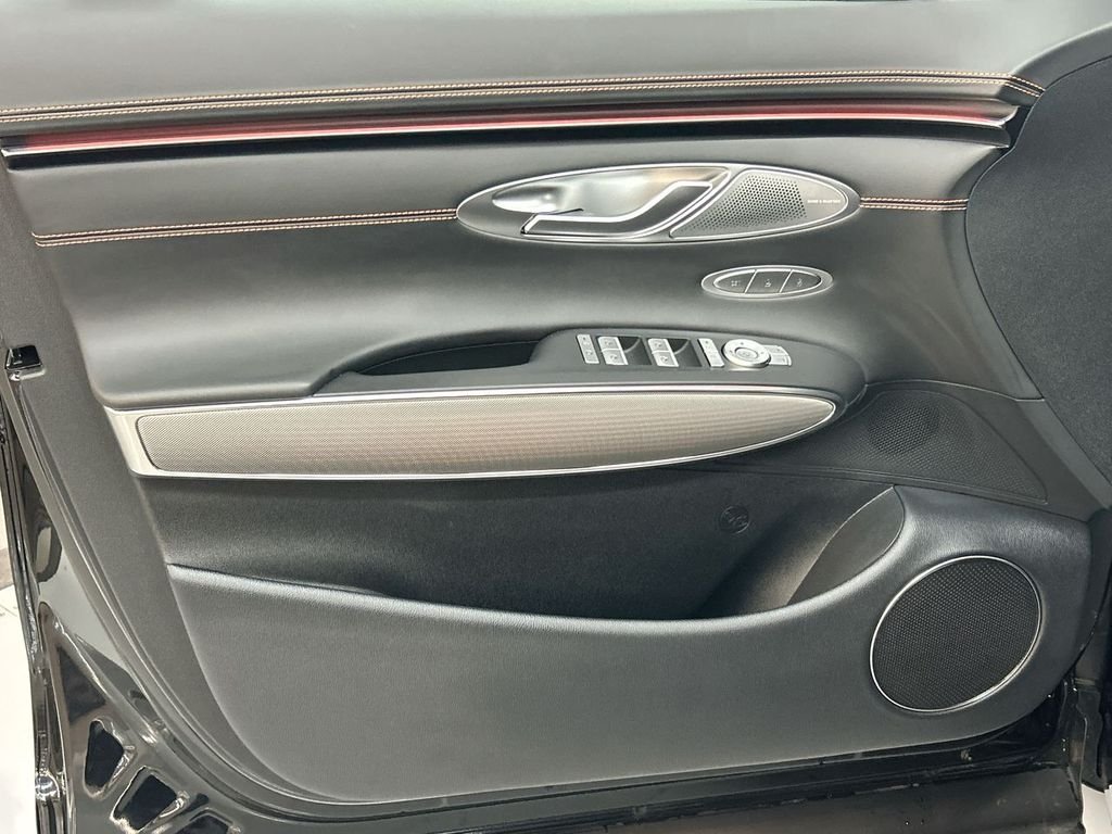 2026 GENESIS GV70 Sport Advanced - Photo 12