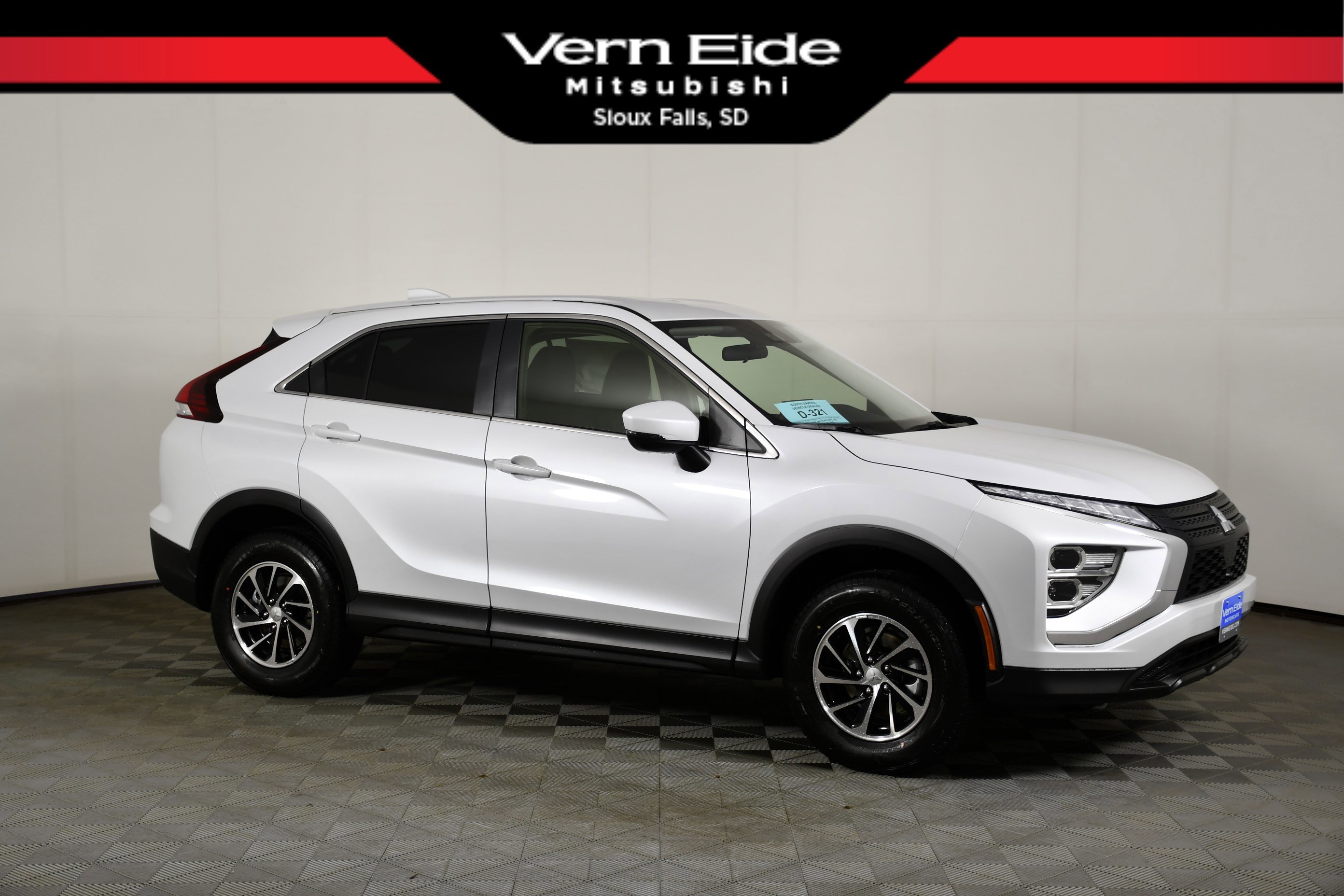 2026 Mitsubishi Eclipse Cross ES S-AWC's photo
