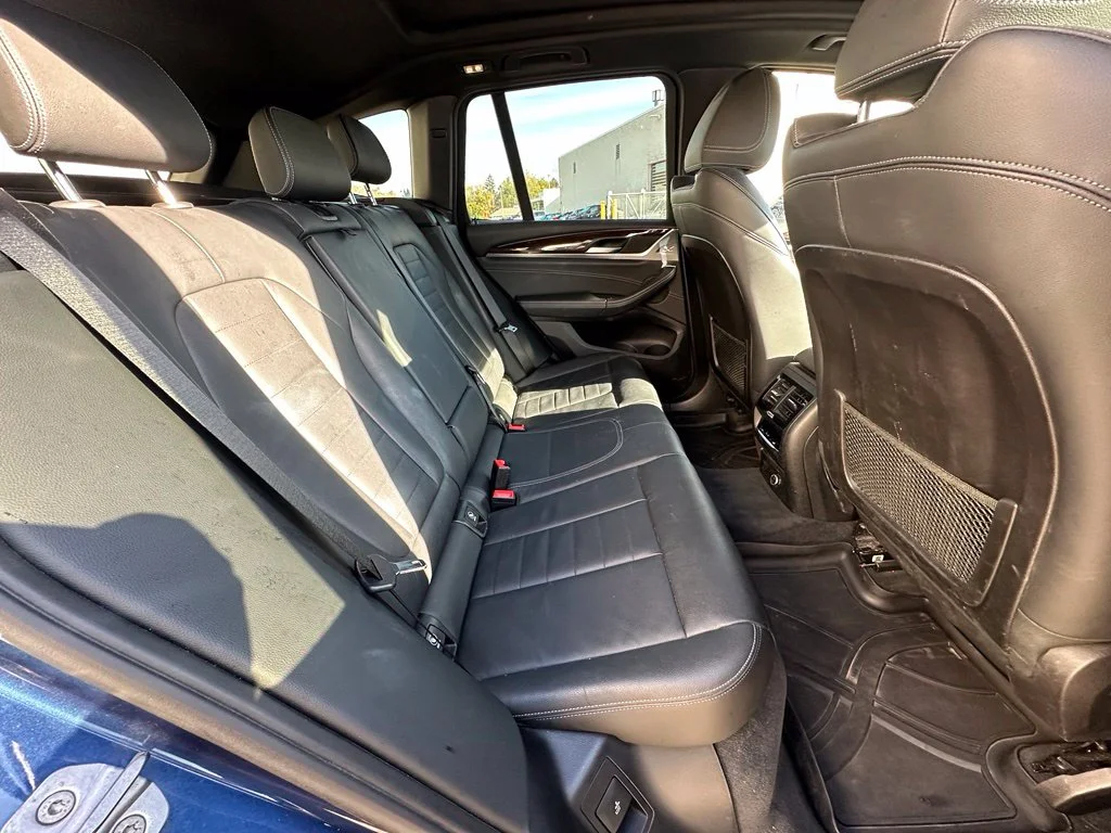 Used 2019 Blue Metallic BMW xDrive30i image 10