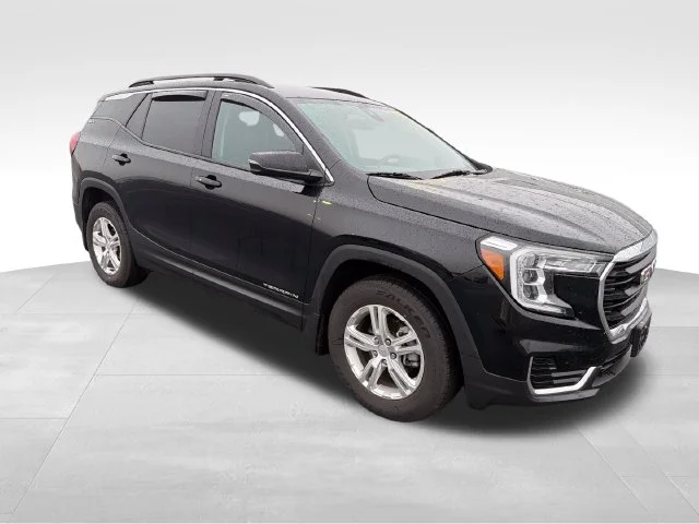 Used 2022 Ebony Twilight Metallic GMC SLE image 9