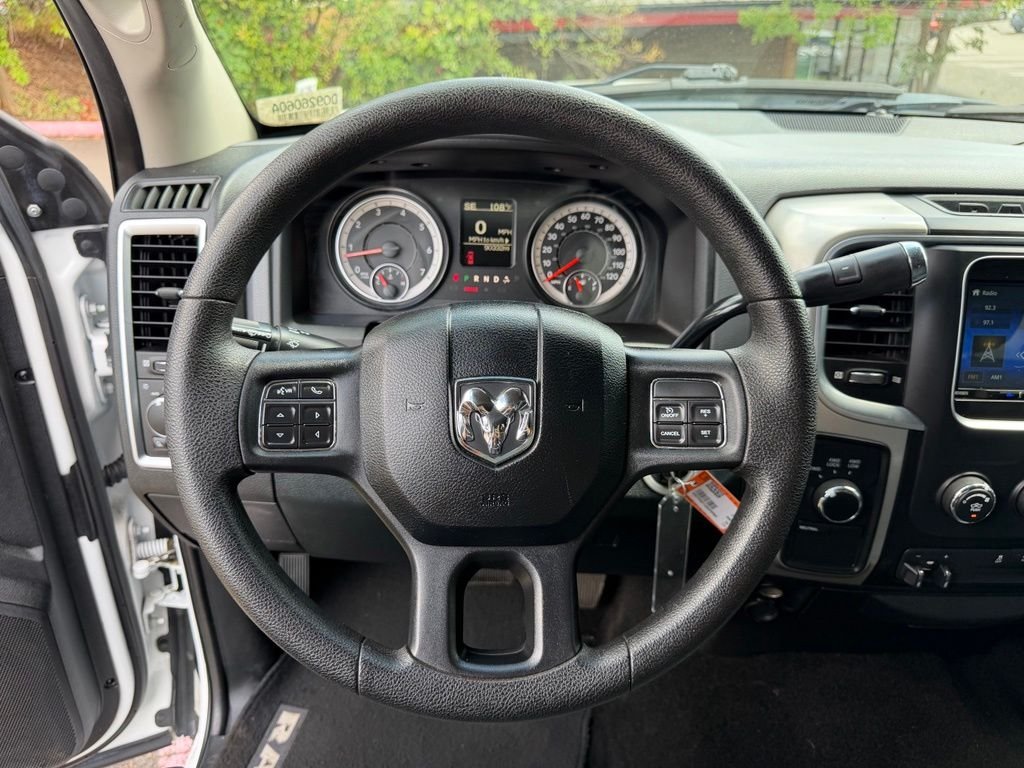 Used 2016 Bright White Clearcoat Ram SLT image 18