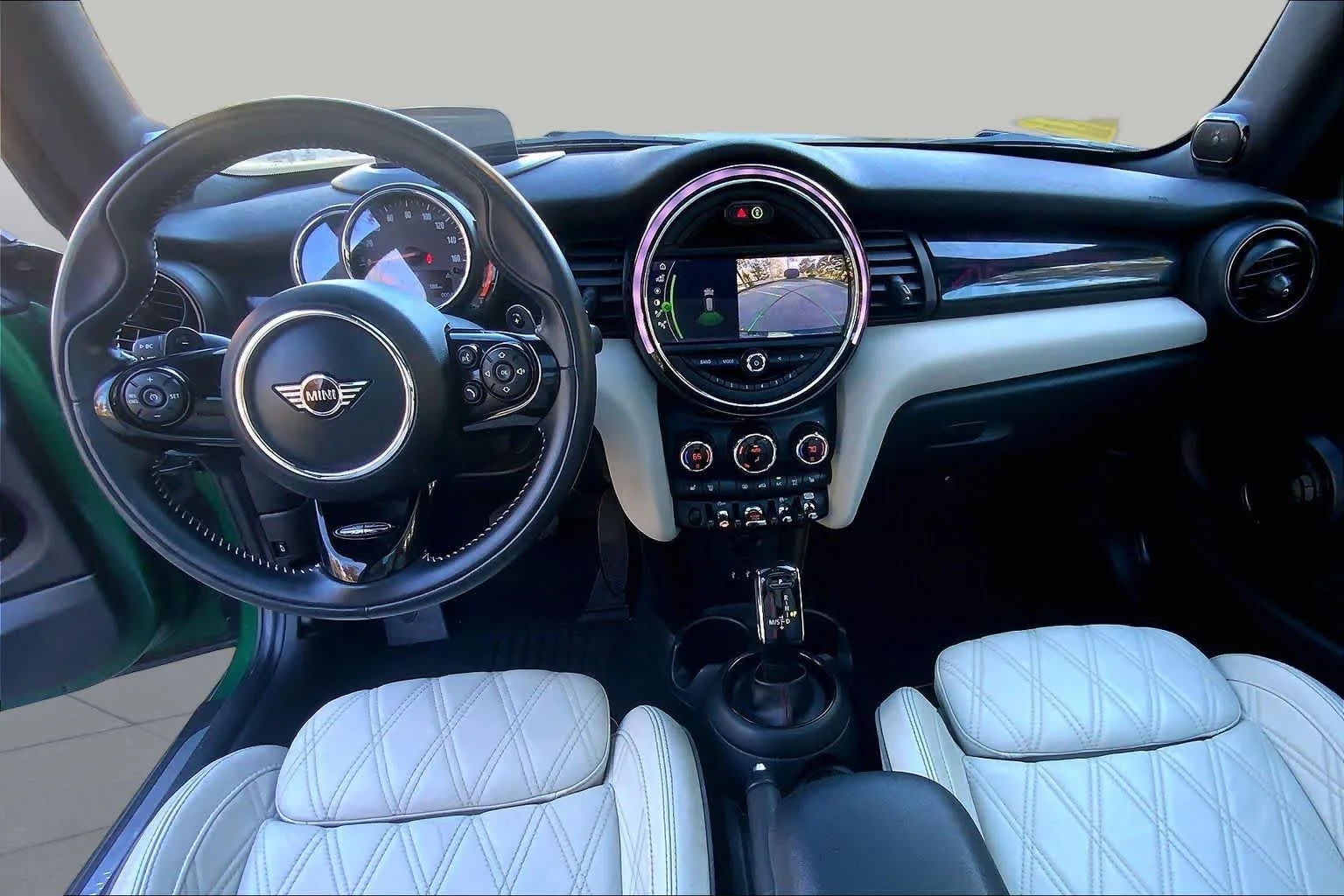 Used 2020 British Racing Green IV Metallic MINI Cooper S image 15