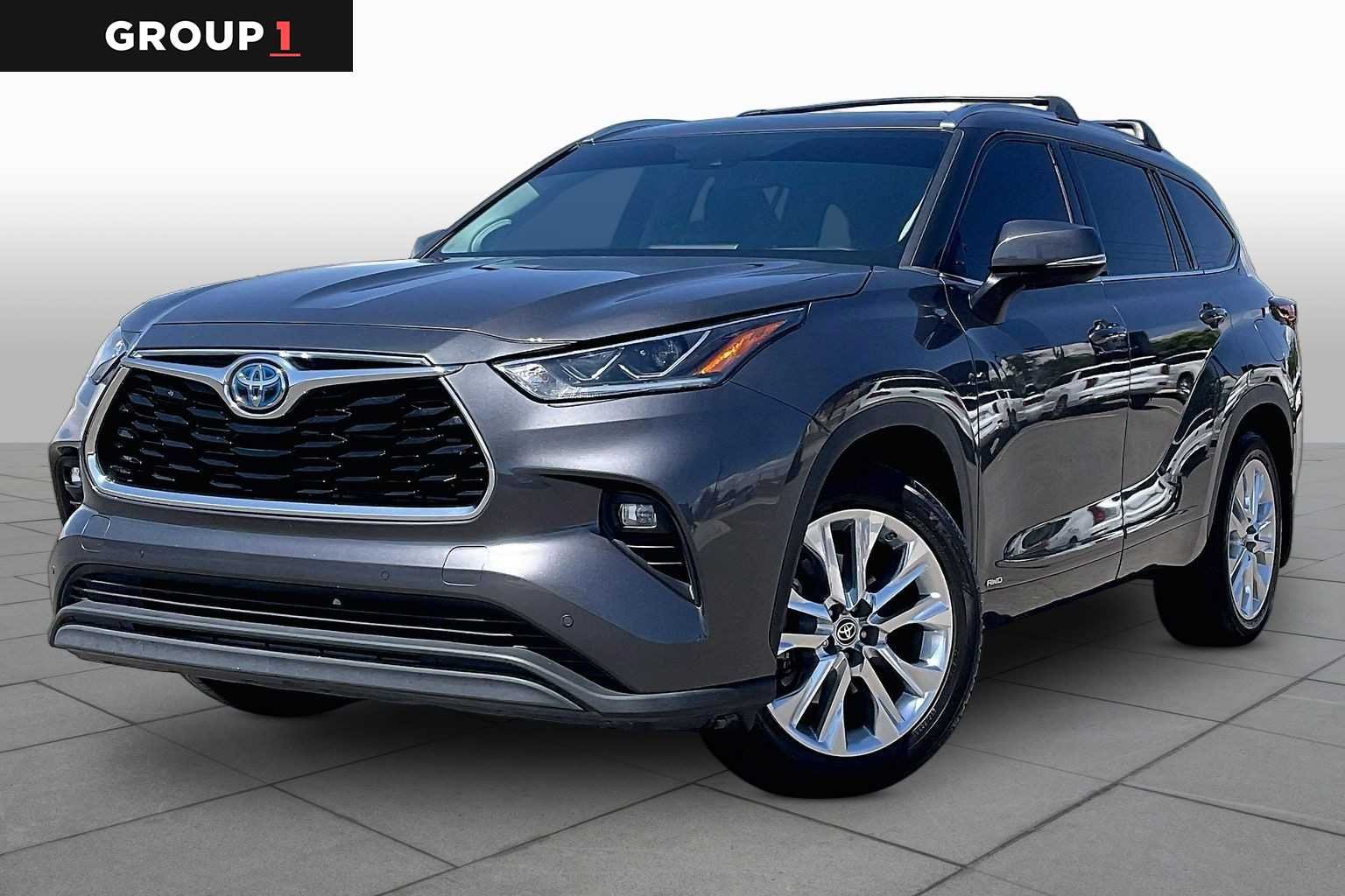2022 Toyota Highlander Hybrid Limited