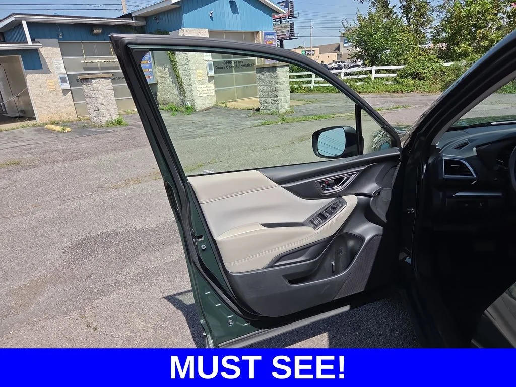 Used 2022 Green Subaru Premium image 19
