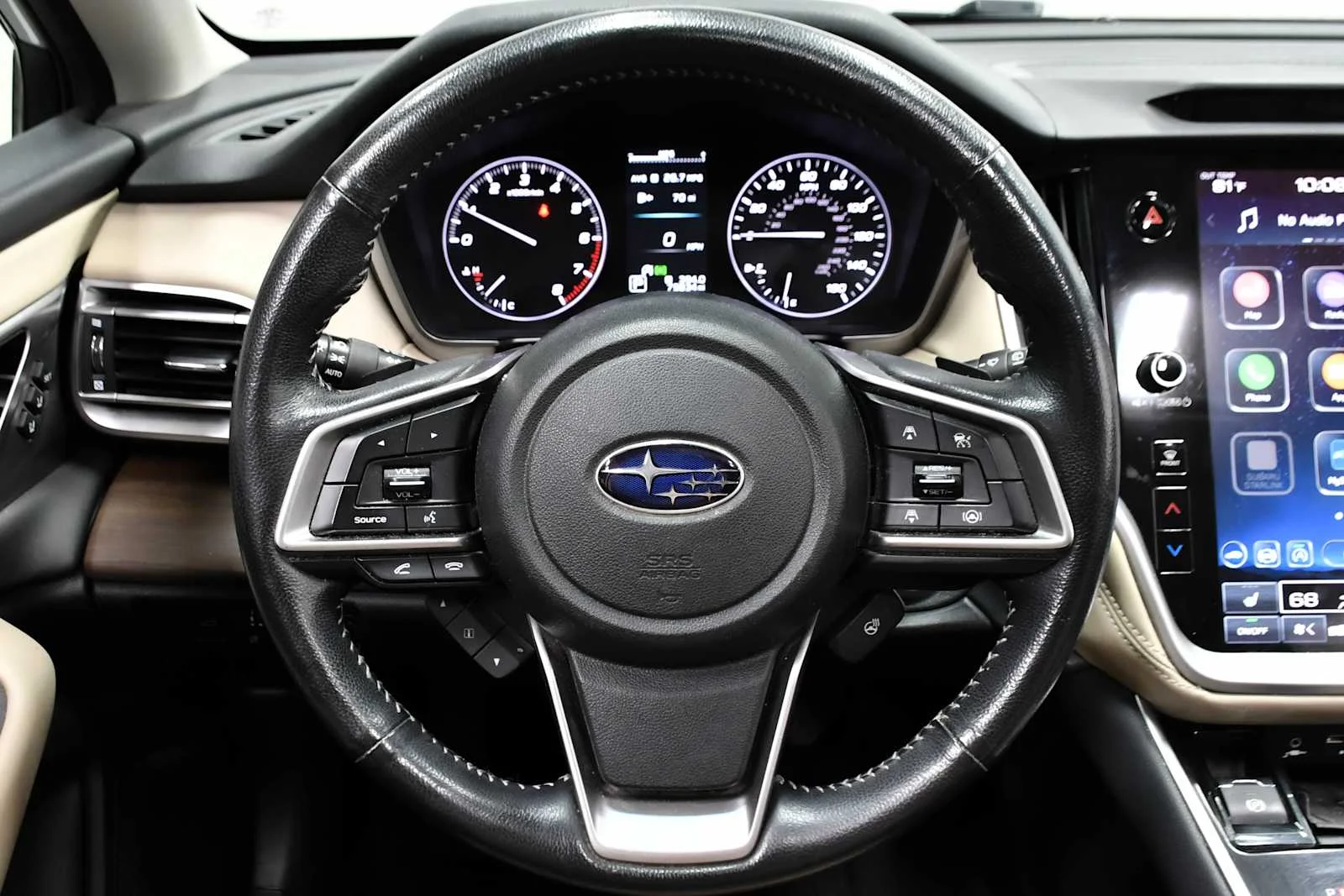 Used 2022 Crystal White Pearl Subaru Limited image 17