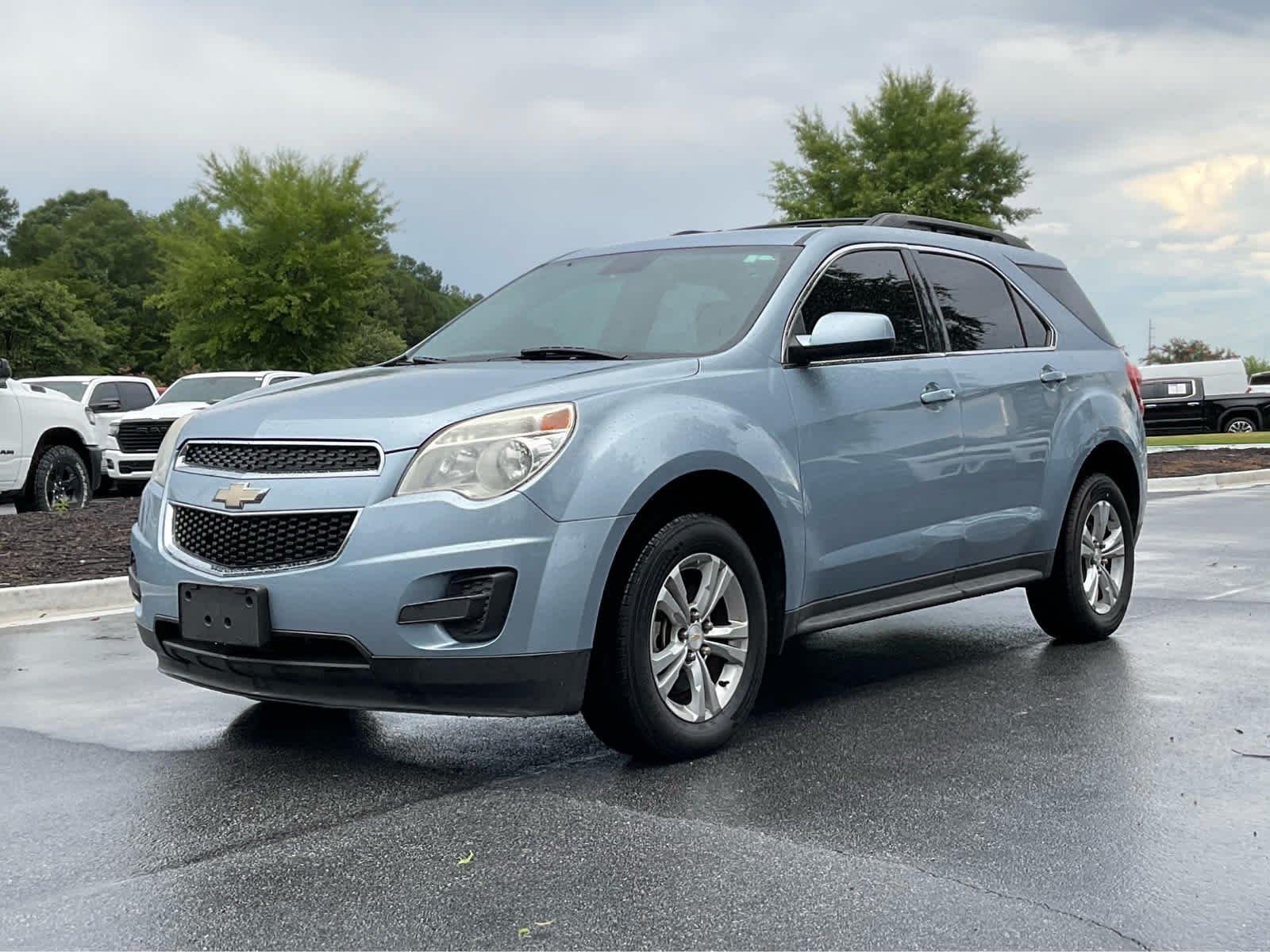 Used 2014 Silver Topaz Metallic Chevrolet LT image 1