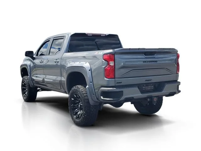Used 2022 SATIN STEEL METALLIC Chevrolet RST image 5
