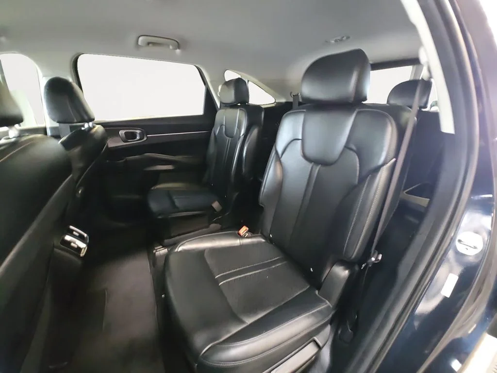 Used 2021 Blue Kia S image 16