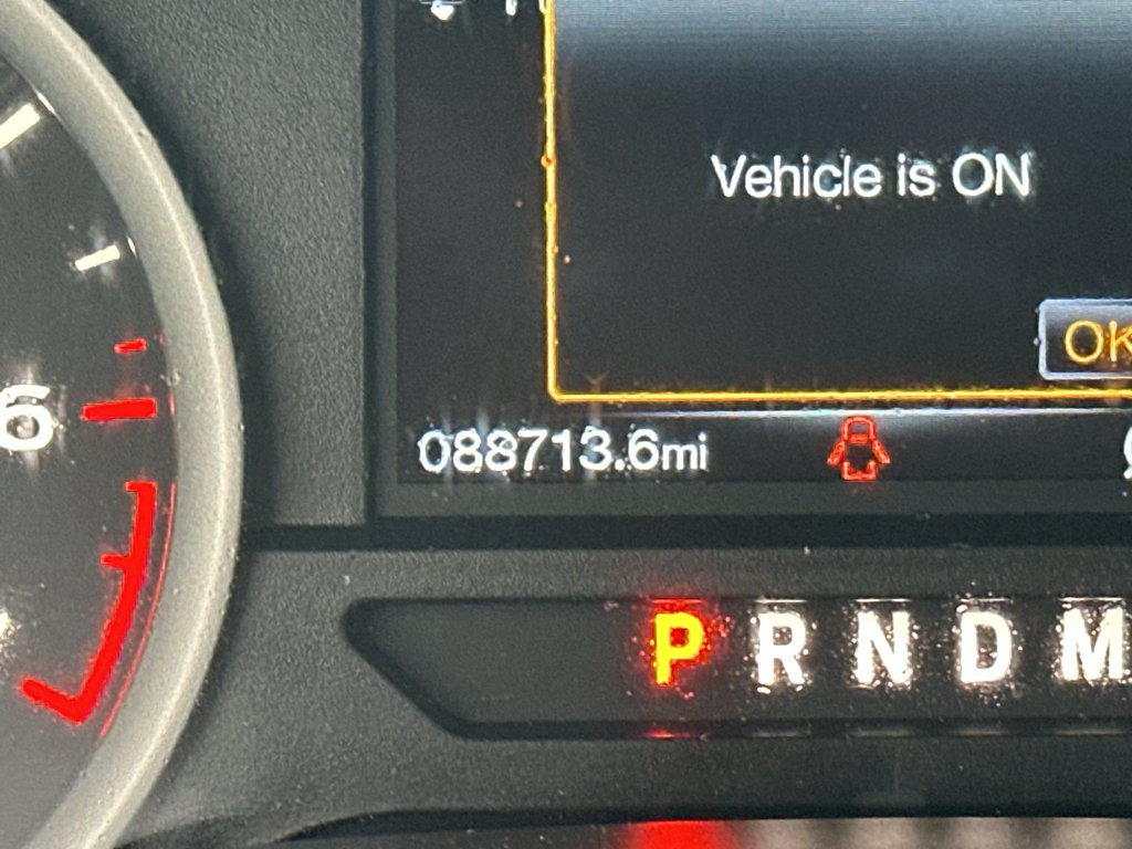 Used 2018 Shadow Black Ford XLT image 20