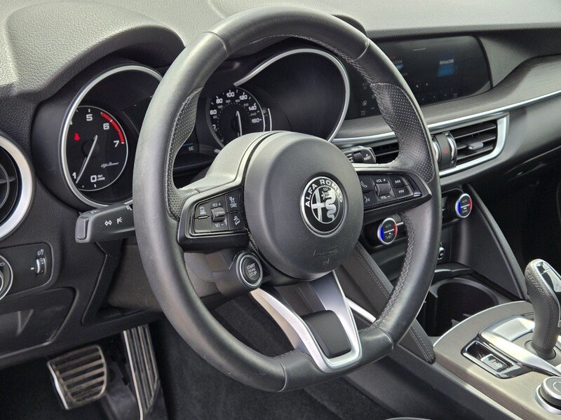 Used 2022 White Alfa Romeo TI AWD image 18