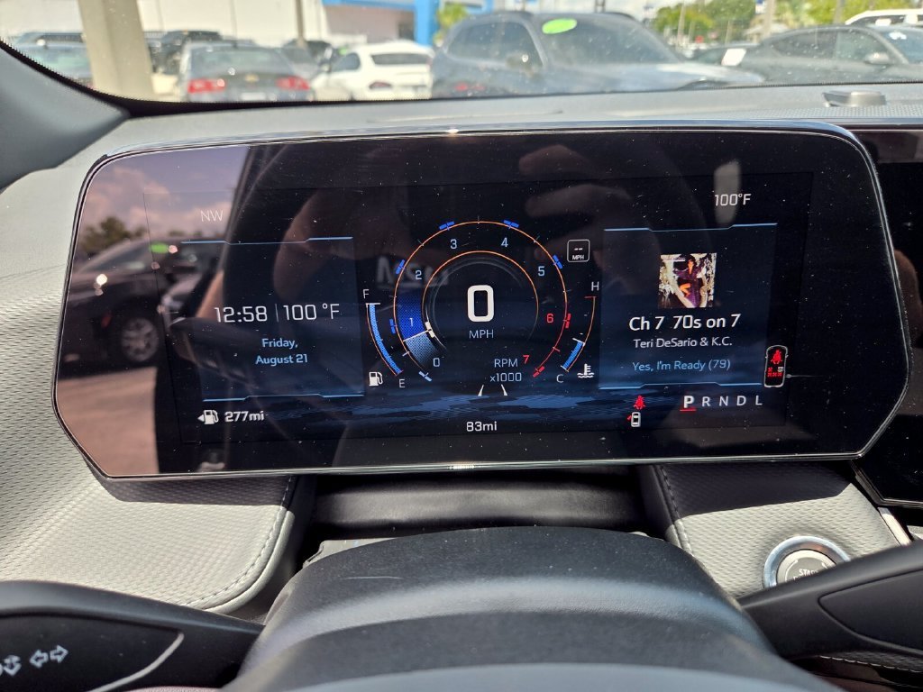 2027 Chevrolet Equinox LT - Photo 31