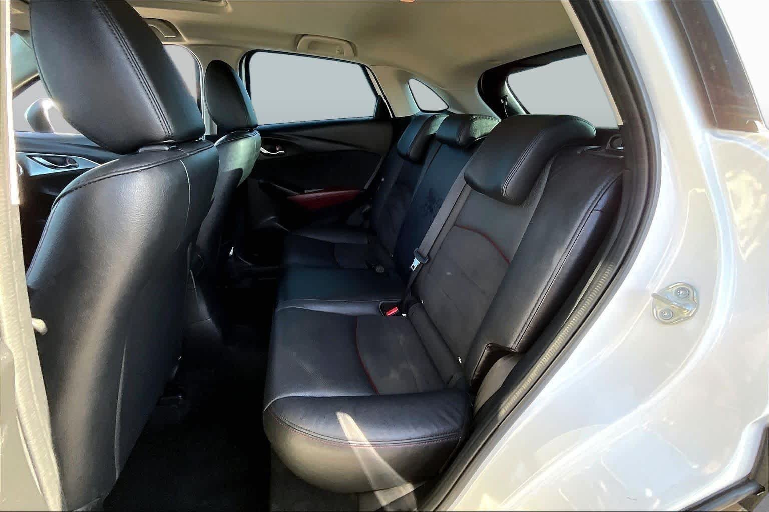 Used 2017 Crystal White Pearl Mica Mazda Grand Touring image 17