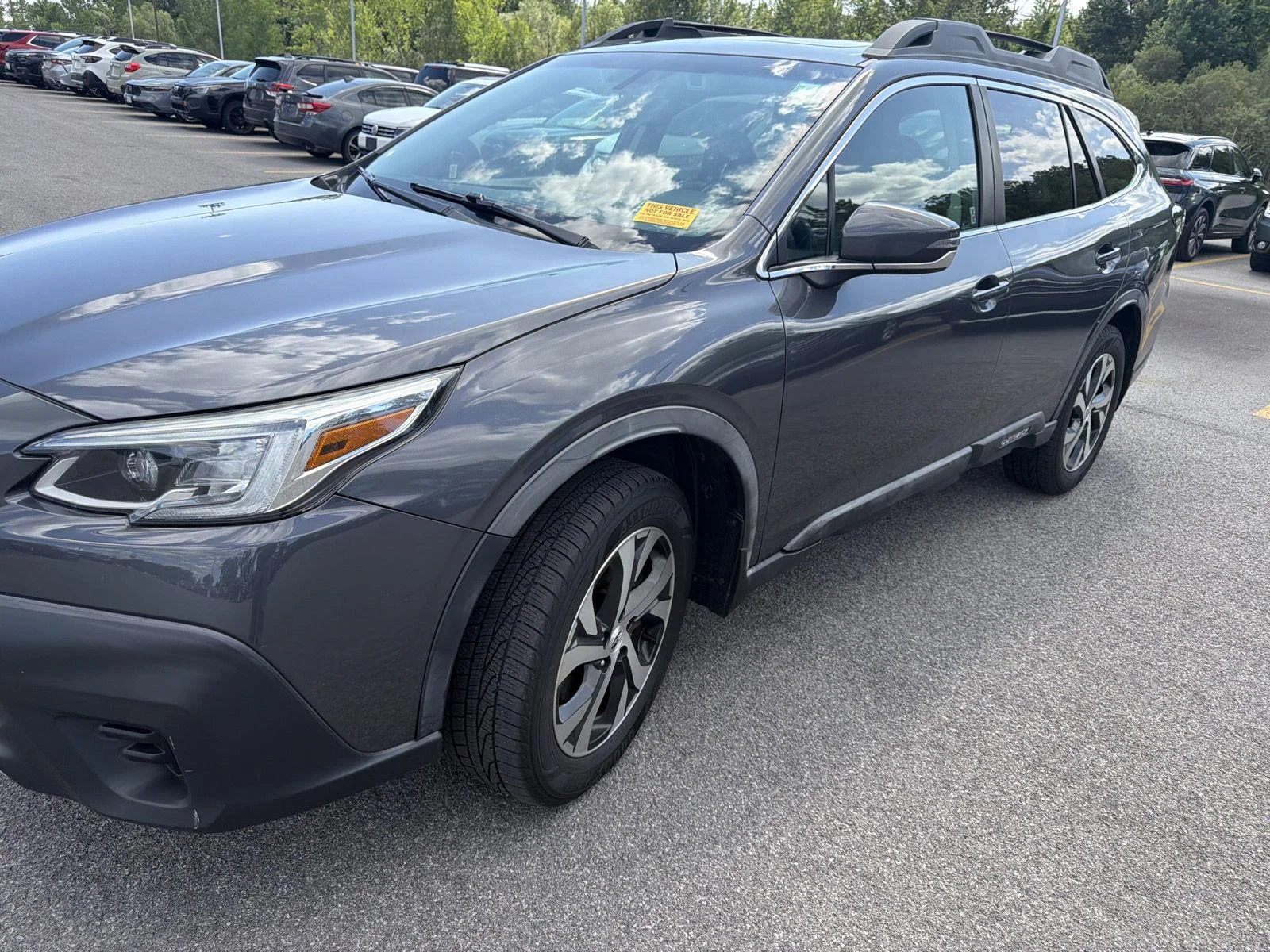 Used 2020 Magnetite Gray Metallic Subaru Limited image 3