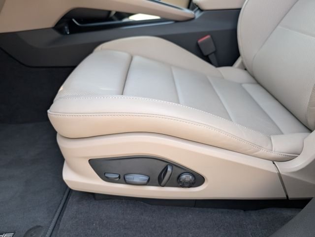 Used 2025 Green Porsche  image 29