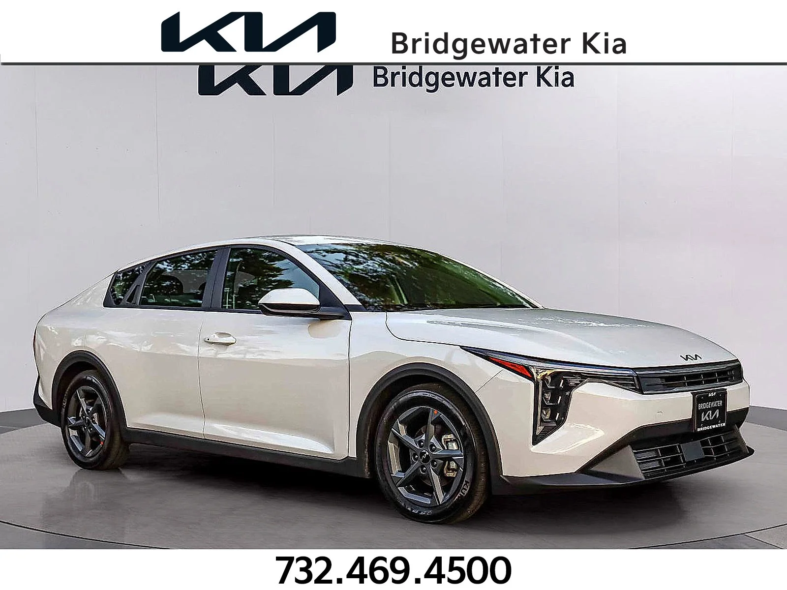 2025 Kia K4 LXS AT's photo