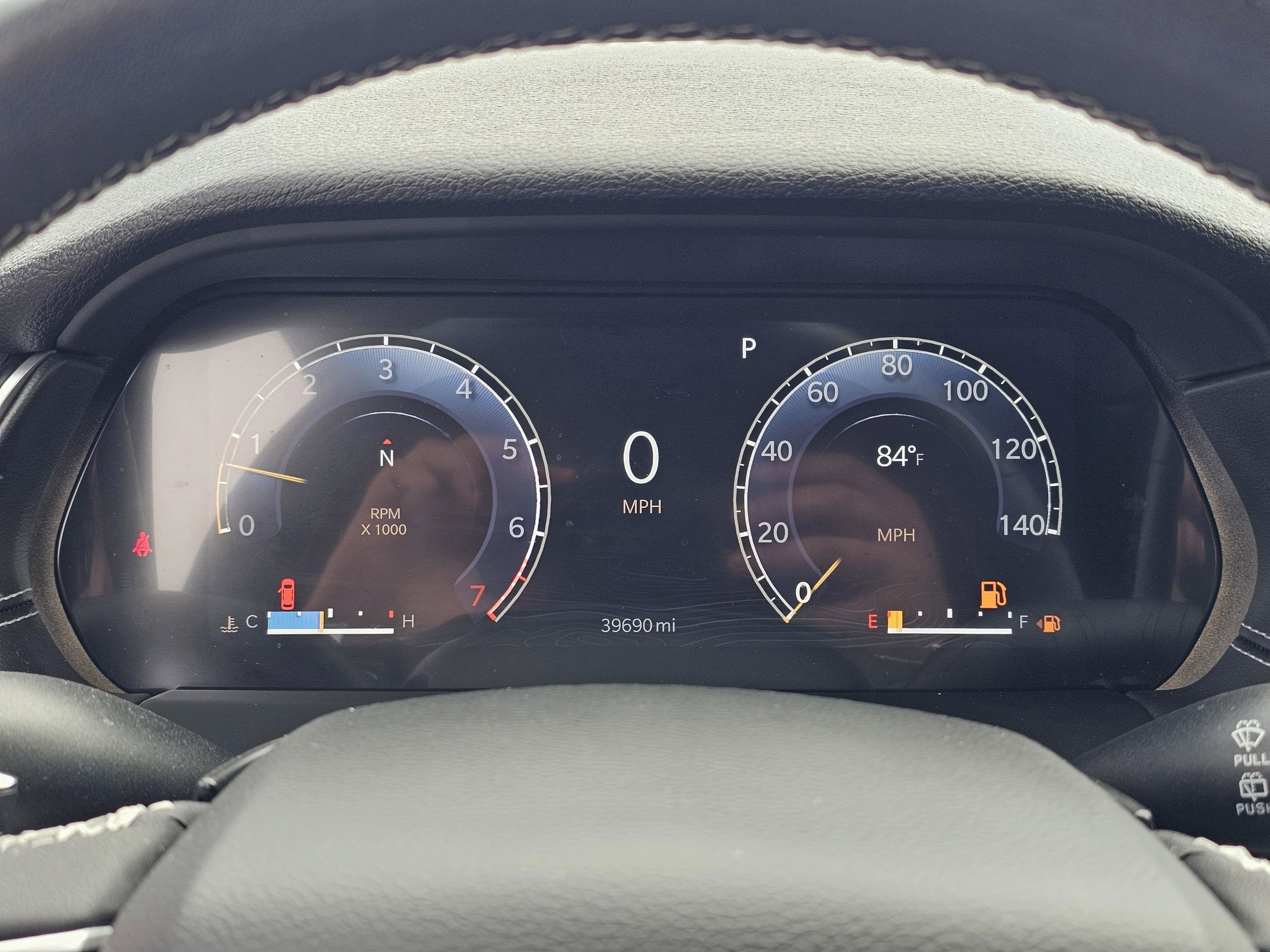 Used 2023 Silver Zynith Jeep Altitude image 23