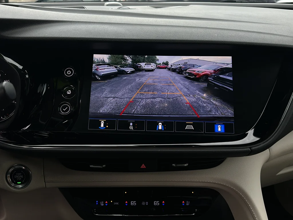 Used 2021 Red Buick Avenir image 15